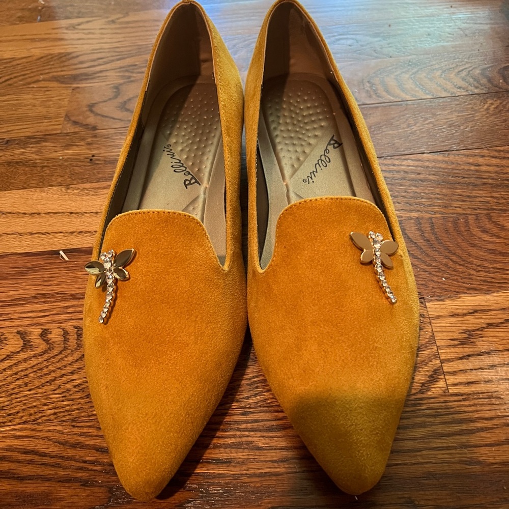 Bellini Amber Flats with Dragonfly Detail
